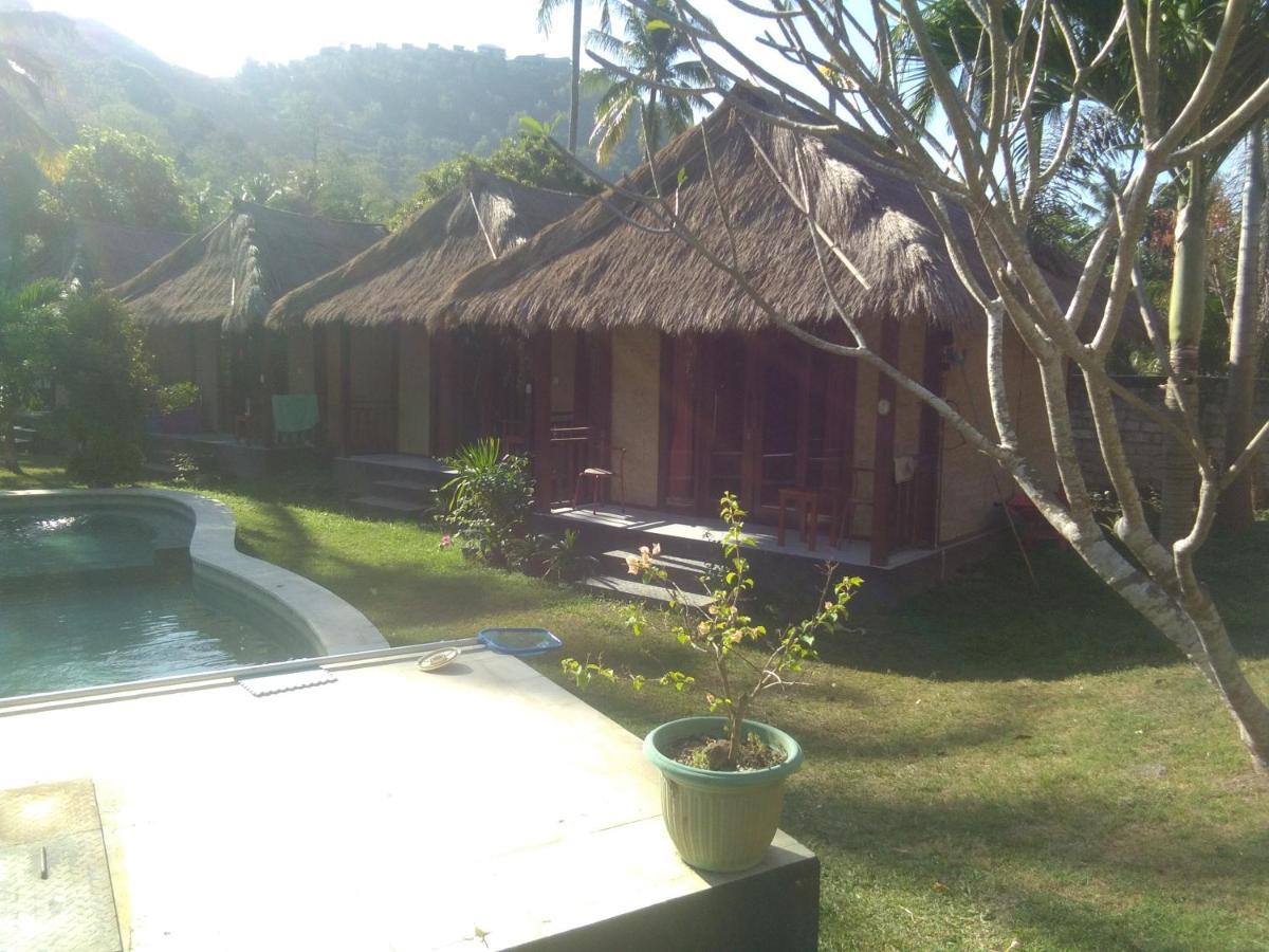 Airas' Garden Homestay Eco Bungalows Kuta  Екстер'єр фото
