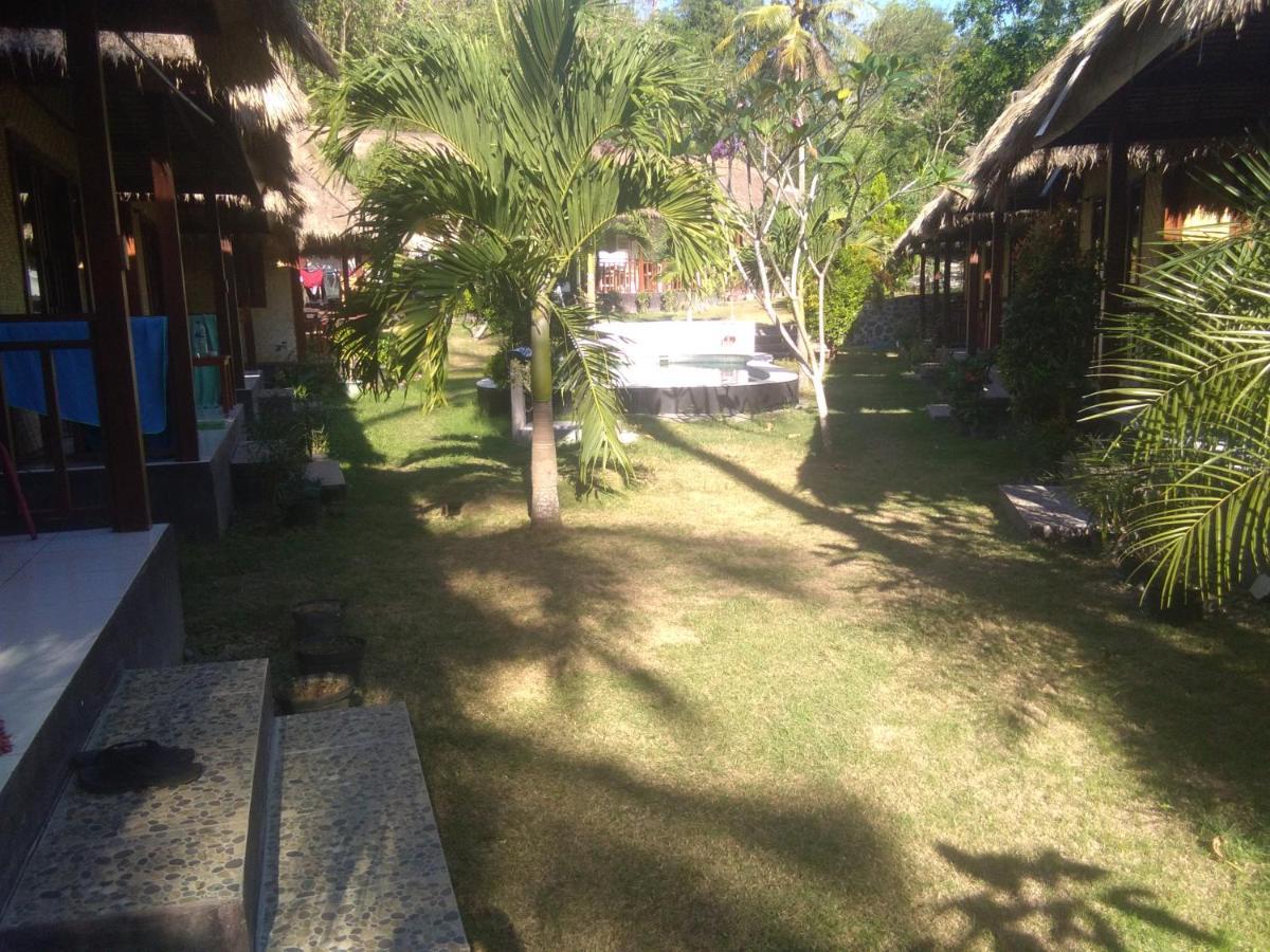 Airas' Garden Homestay Eco Bungalows Kuta  Екстер'єр фото