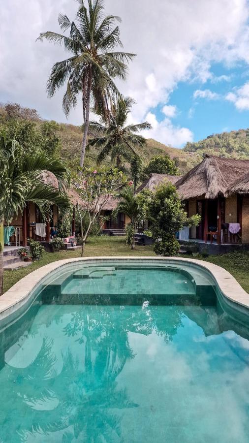 Airas' Garden Homestay Eco Bungalows Kuta  Екстер'єр фото