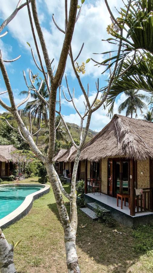 Airas' Garden Homestay Eco Bungalows Kuta  Екстер'єр фото