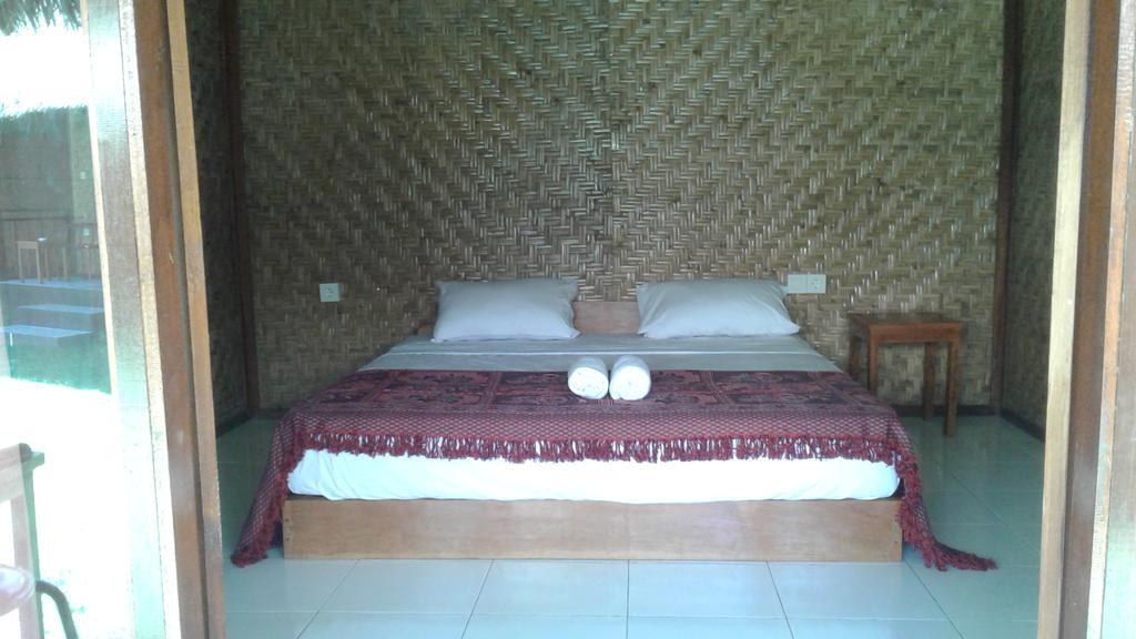 Airas' Garden Homestay Eco Bungalows Kuta  Екстер'єр фото