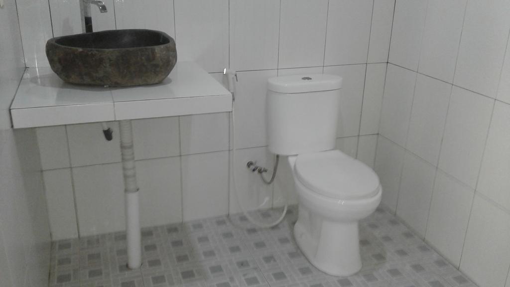 Airas' Garden Homestay Eco Bungalows Kuta  Екстер'єр фото